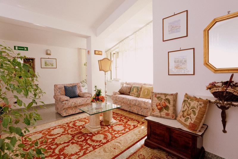 Campiglione Hotel Asyż Zewnętrze zdjęcie